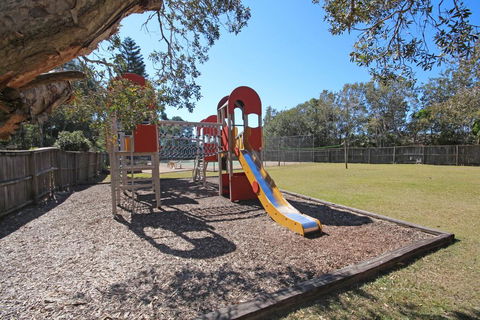 Dunes Holiday Apartments Unit 7 - Australian Directory 3