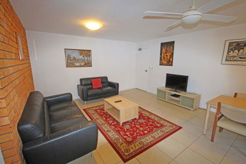 Dunes Holiday Apartments Unit 7 - Australian Directory 1