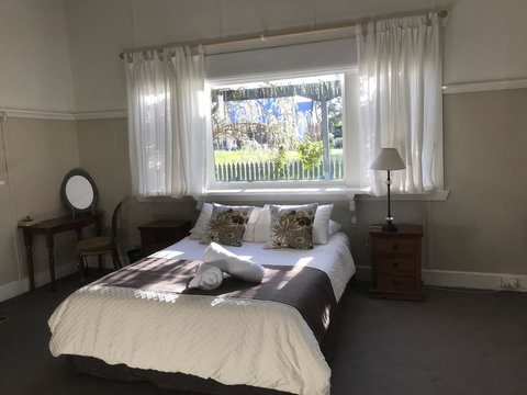 Dunkeld Old Bakery Accommodations - Australian Directory 0