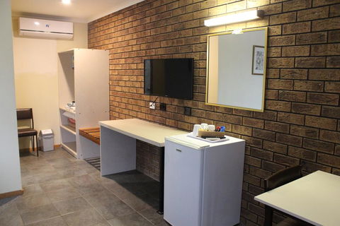 Dunolly Golden Triangle Motel - Australian Directory 1