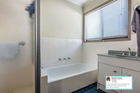 Eagle Bay Cottage - Australian Directory 2