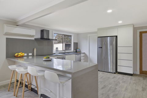 East Coast Hideaway Beach Retreat - Australian Directory 0