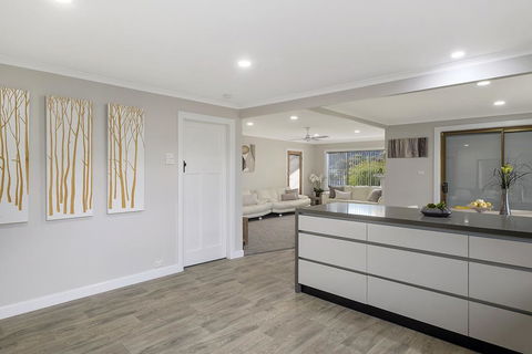 East Coast Hideaway Beach Retreat - Australian Directory 2