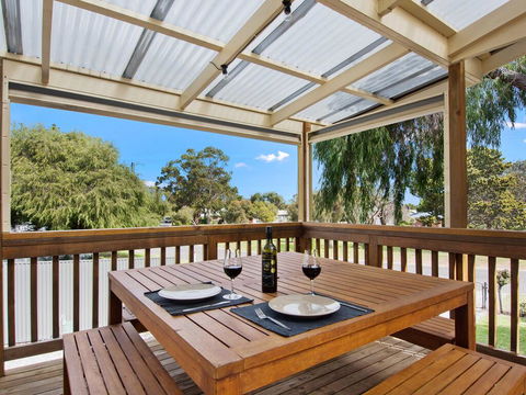 EdAn Beachhouse - 21 Laronde - Australian Directory 0