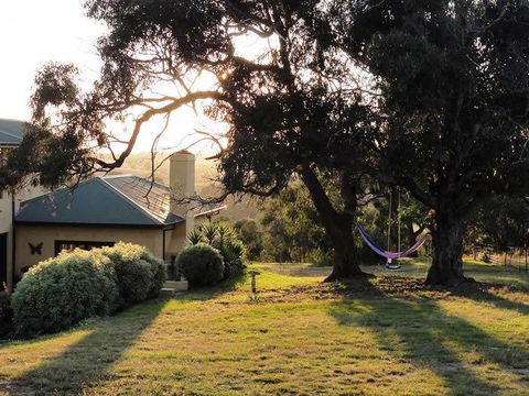 Eden Park Views - Australian Directory 1