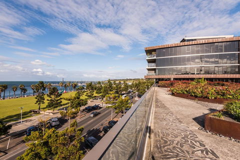 Edgewater 109 - Australian Directory 2