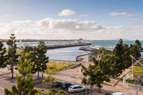 Edgewater 109 - Australian Directory 3