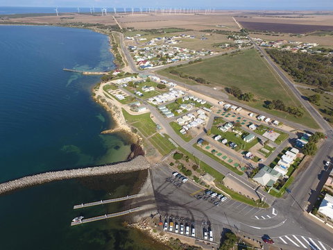 Edithburgh Caravan Park - Australian Directory 3