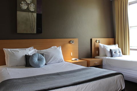 El Toro Motor Inn - Australian Directory 0