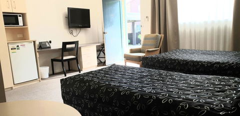 Elizabeth Motor Inn - Australian Directory 2