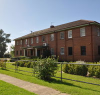 Elm and Wren Guesthouse - Australian Directory