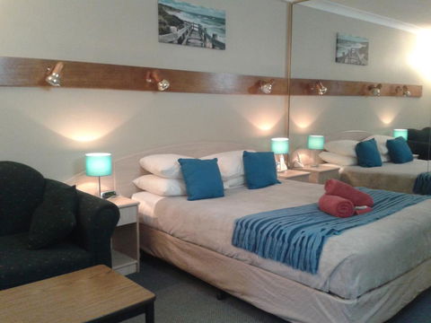 Elsinor Motor Lodge - Australian Directory 1