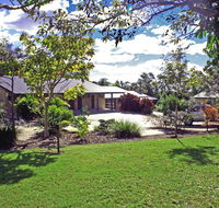 Emeraldene Inn  Eco-Lodge - Australian Directory