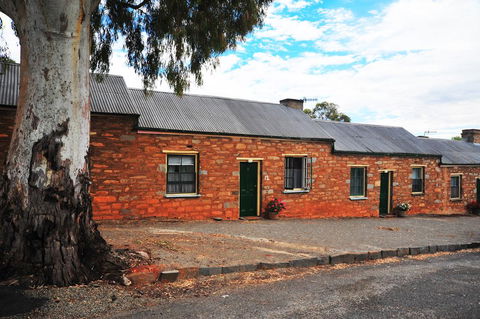 Emma Tiver Heritage Cottage - Australian Directory 0