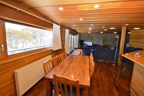 Eremo Lodge 1 - Australian Directory 3