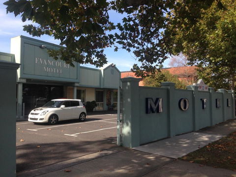 Evancourt Motel - Australian Directory 0