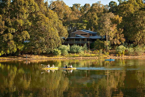 Evedon Lakeside Retreat - Australian Directory 0