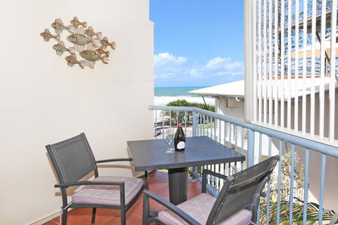 FABULOUS BEACHFRONT POSITION - Australian Directory 1