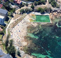 Fairlight Whispers - 10 minutes from Manly - Australian Directory