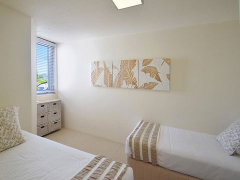 Fairshore Noosa - Australian Directory 3