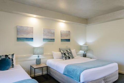 Fairways Resort - Australian Directory 2