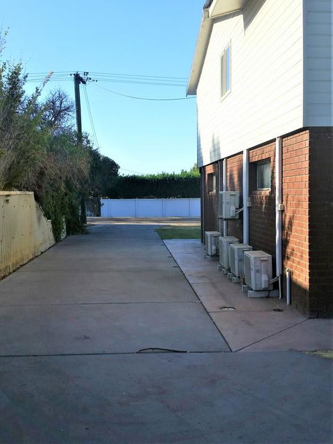 Family Retreat - Australian Directory 3