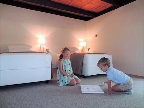 Farrington House - On The Banks Of The Ovens River - Australian Directory 3