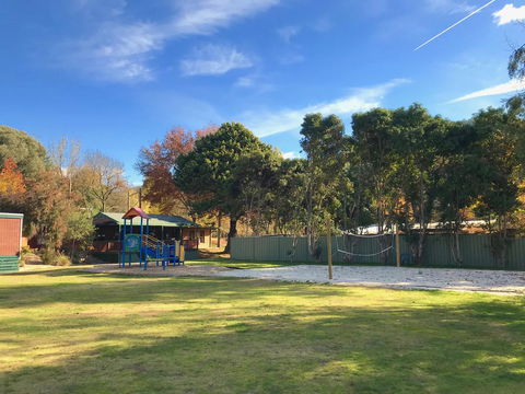 Feathertop Chalet - Australian Directory 3