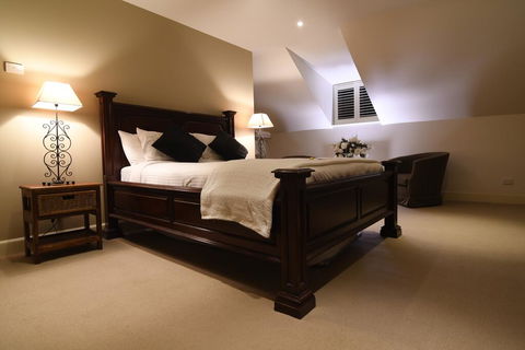 Fitzroy Inn Historic Retreat Mittagong - Australian Directory 2