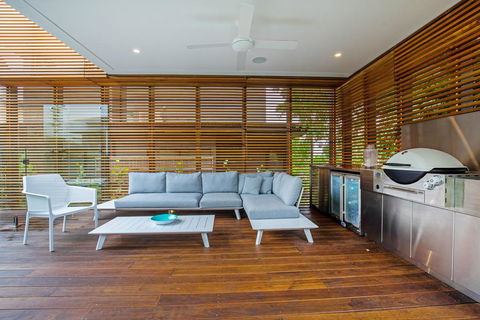 Flawless & Modern Luxury, Sunshine Beach - Australian Directory 3