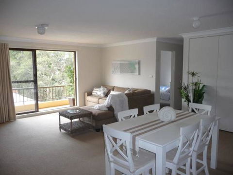 Fleur Court, Unit 9, 26-28 Head Street - Australian Directory 0