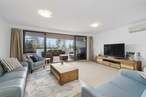 Flightdeck 101, 5-7 Clarence Street - Australian Directory 2