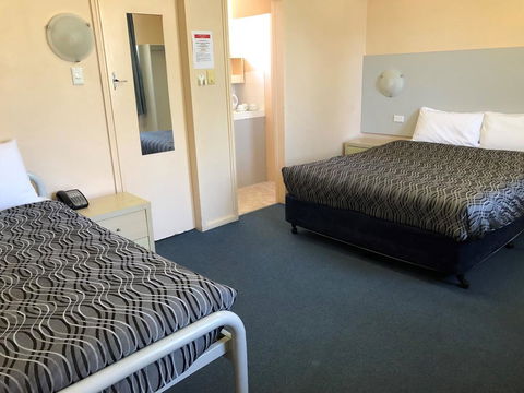 Flinders Motel - Australian Directory 3