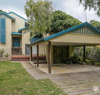 Flipper Beach House - Australian Directory
