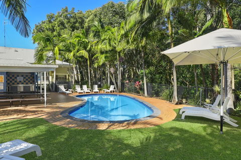 Flynns On Surf Beach Villas - Australian Directory 2