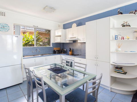 Forster Holiday Lodge 09 - Australian Directory 1
