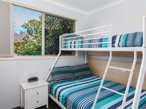 Forster Holiday Lodge 19 - Australian Directory 2