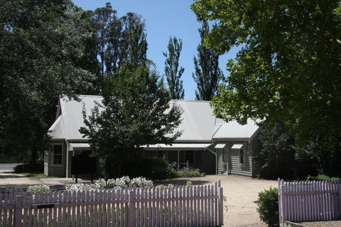 Foxglove Gardens - Australian Directory 1