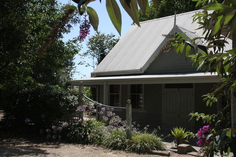 Foxglove Gardens - Australian Directory 2