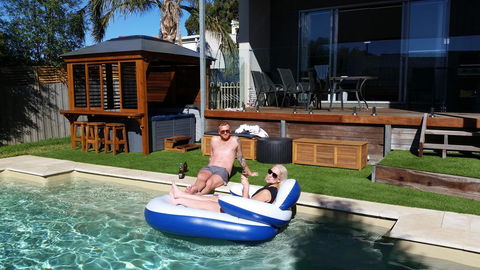Frankston Hilltop Retreat - Australian Directory 1