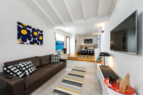 Fremantle Swan River Studio - Australian Directory 1