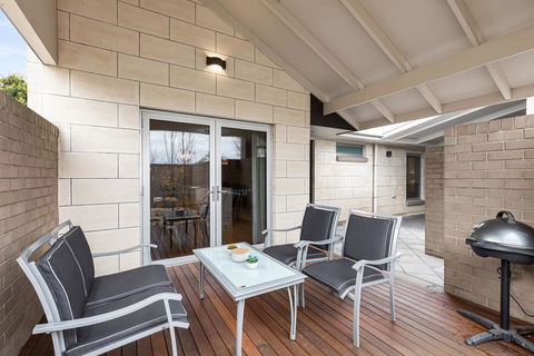Frewville 7 Apartment - Australian Directory 3