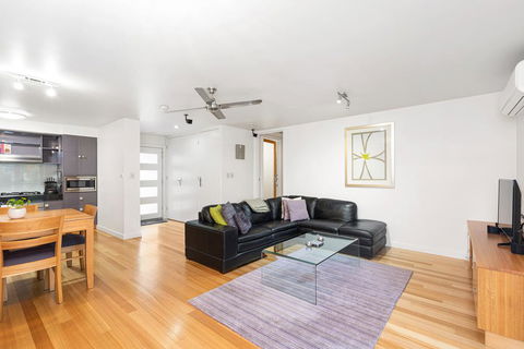 Frewville 7A Apartment - Australian Directory 3