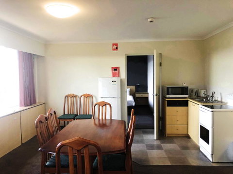 Frontier Hotel Darwin - Australian Directory 2