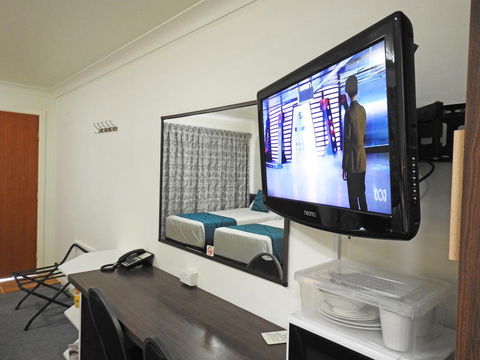 Gallery Motel - Australian Directory 1