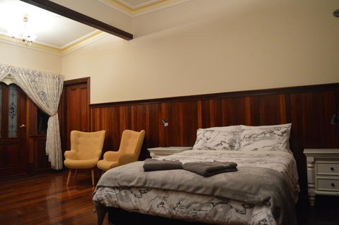 Gargoyle Lodge - Australian Directory 3