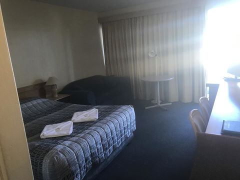 Gateway Motor Inn - Australian Directory 3