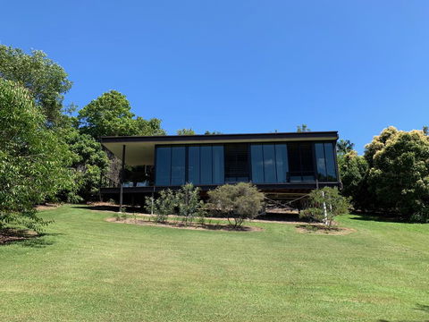 Glass On Glasshouse - Australian Directory 3