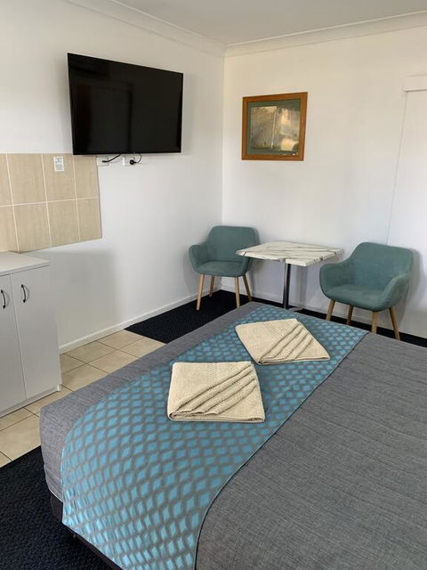 Glen Innes Motel - Australian Directory 1