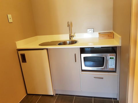 Golden Age Motor Inn - Australian Directory 2